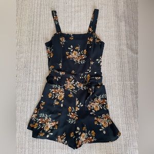 Dressy Romper, Size Medium (can fit like small with belt tightened)